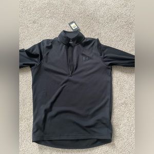 Men’s under armour shirt